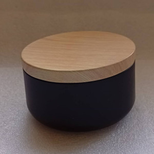 Tin jar with wooden cover (6oz)